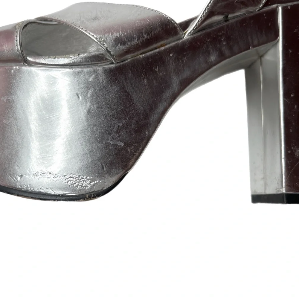 ALDO silver shiny platform heels - Picture 3 of 4
